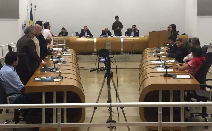 Robson Magela vota contra a criação de mais cargos comissionados na Prefeitura de Araxá