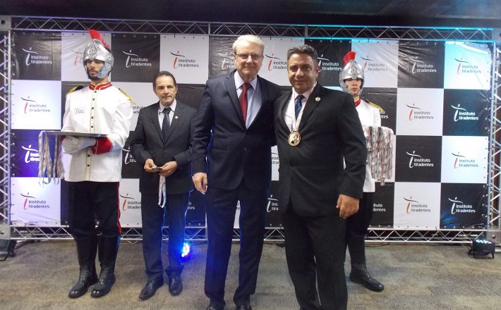 Robson Magela recebe Medalha Tiradentes – Colar Ouro em Belo Horizonte