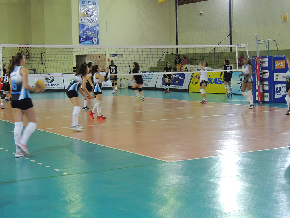 UNIARAXÁ é palco do Campeonato Nacional de Vôlei Feminino Sub-15