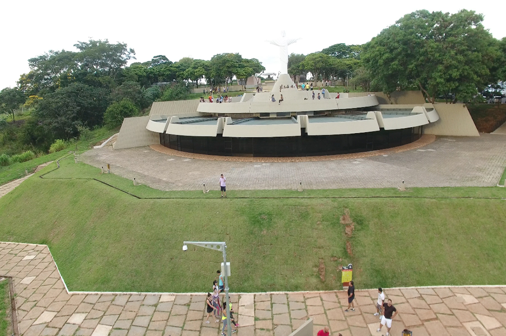 Abertas licitações para atividades comerciais no Parque do Cristo