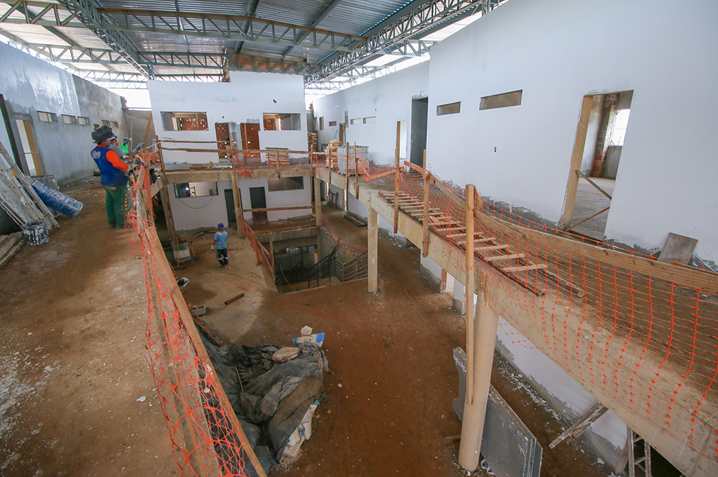 Andamento das obras da Escola Municipal Alice Moura