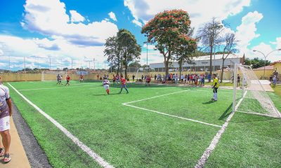 Centro Esportivo Educacional Pedro Bispo lotado na abertura do 1° Campeonato de Futebol Society