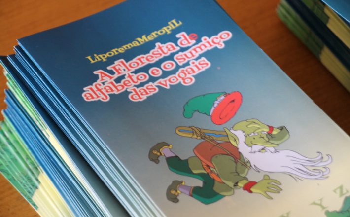 Escritor araxaense lança livro infantil no Teatro Municipal