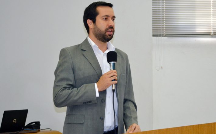 Câmara Municipal derruba vetos do Executivo a dois projetos do vereador Raphael Rios