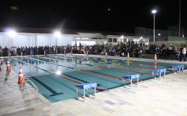 Centro Esportivo Álvaro Maneira é inaugurado com festa