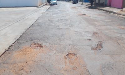 Buracos tomam conta das vias públicas de Araxá