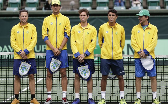 Quadra para confronto da Copa Davis começa a ser montada em Uberlândia