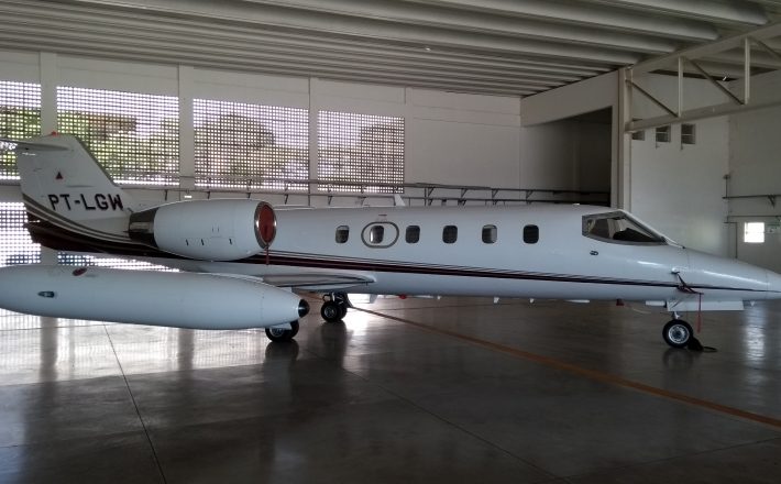 Avião LearJet, que pertencia a frota que serviu aos antigos governadores de Minas Gerais, é vendido por R$ 2.226.710,00
