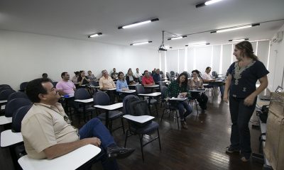 Fiscais da Vigilância Sanitária de oito cidades participam de oficinas em Araxá