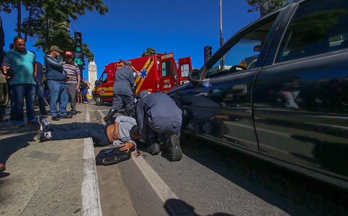 Prefeitura inicia Semana do Trânsito com simulação de acidente