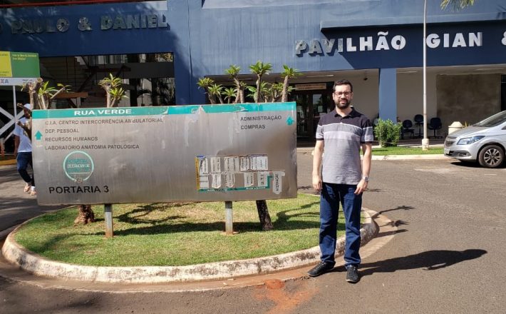 Raphael Rios visita pousada que atende pacientes de Araxá em Barretos