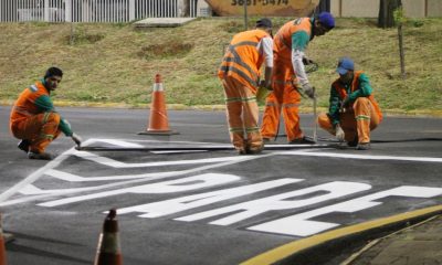 Prefeitura revitaliza a sinalização horizontal de Araxá