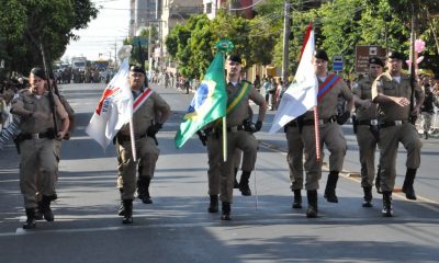 37º Batalhão da Polícia Militar participa do Desfile Cívico de 7 de Setembro em Araxá