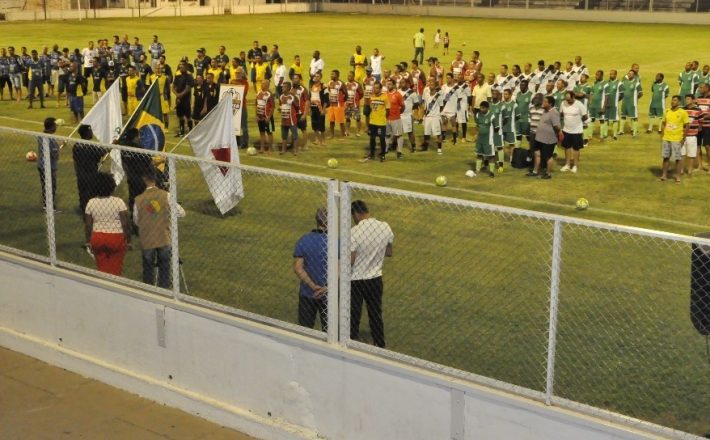 Prefeitura inicia disputa da 1ª Copa Municipal de Futebol Master Araxá