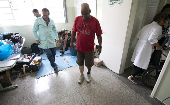 Prefeitura de Araxá através do SUS oferece próteses, órteses e meios auxiliares de locomoção