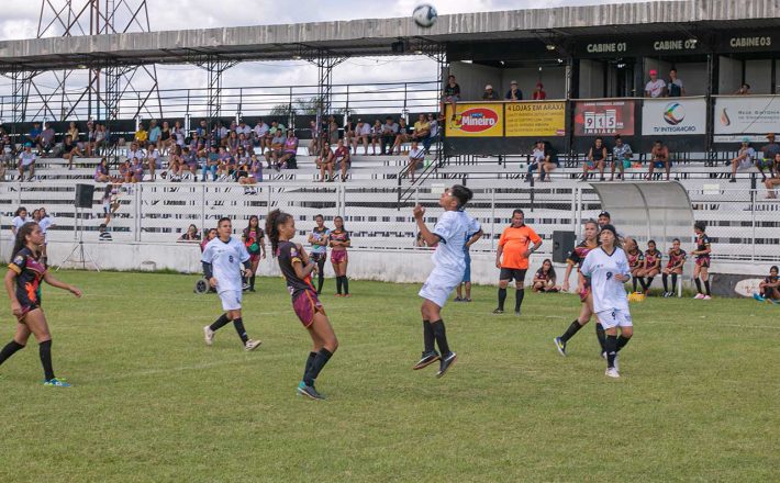 Prefeitura incentiva a prática do futebol feminino em Araxá