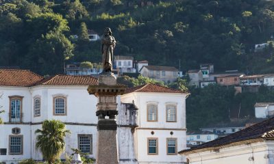 Ato simbólico homenageia o Dia da Inconfidência, em Ouro Preto