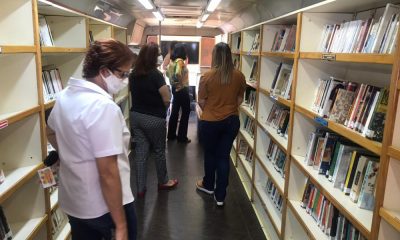 Biblioteca Móvel “Embarque nas Letras” é revitalizada e irá retornar as ruas de Araxá no próximo ano