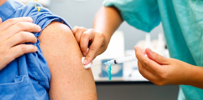 Minas Gerais amplia vacinação para idosos acima de 80 anos