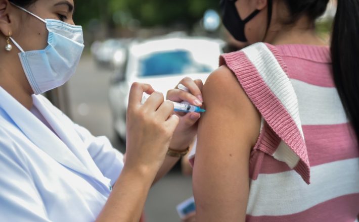 Araxá encerra 1º etapa de vacinação de comorbidades nesta sexta