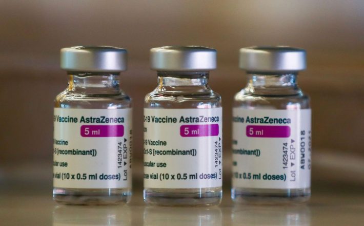 Fiocruz deve retomar produção da vacina contra covid-19 na terça-feira