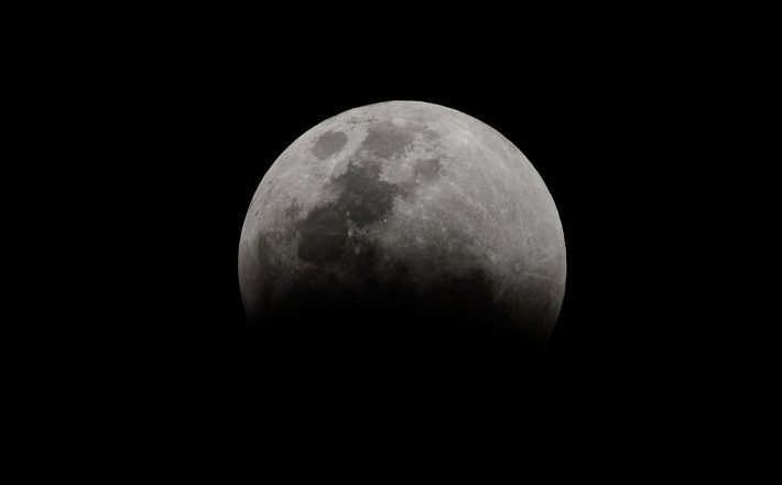 Eclipse da Superlua: coincidência ficará visível entre hoje e amanhã