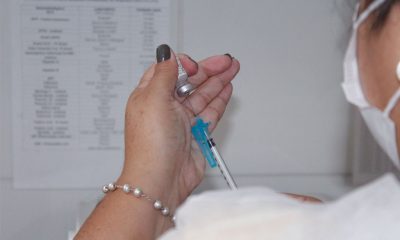 Araxá vacina contra a Covid-19 pessoas com 52 e 51 anos nesta sexta
