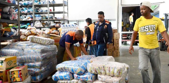 Defesa Civil distribui 90 mil cestas básicas aos 853 municípios de Minas