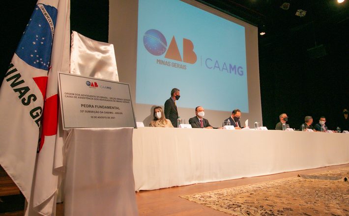 Prefeito participa do lançamento da pedra fundamental da sede própria da OAB Araxá 