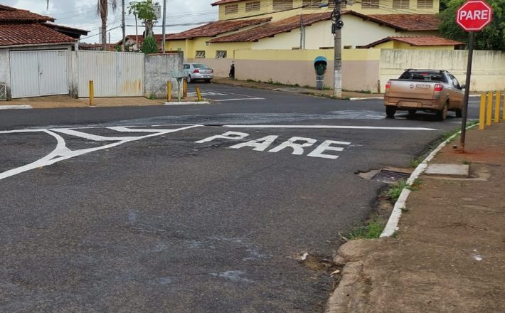 Prefeitura atende demanda de moradores e modifica trânsito na travessa Manoel Antônio Silva