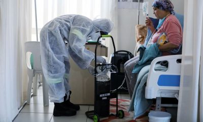 Ômicron chega a 57 países e hospitalizações devem subir