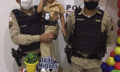 POLICIAIS MILITARES PARTICIPAM DE ANIVERSÁRIO DE CRIANÇA EM ARAXÁ/MG