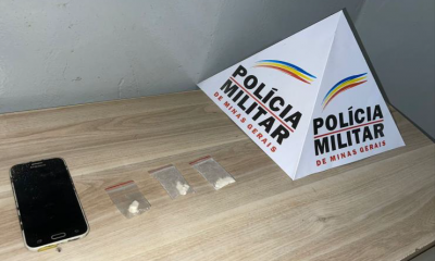 POLÍCIA MILITAR PRENDE AUTORES POR TRÁFICO DE DROGAS EM ARAXÁ/MG