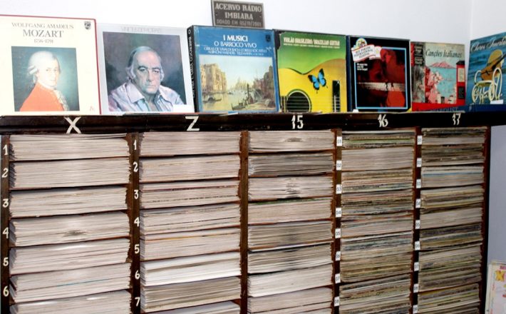 Museu da Imagem e do Som promove viagem ao tempo com mais de 10 mil discos e acervos do século passado