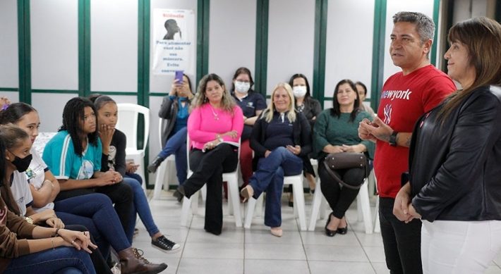 Prefeitura de Araxá lança Programa de Combate à Pobreza Menstrual para alunas da rede municipal