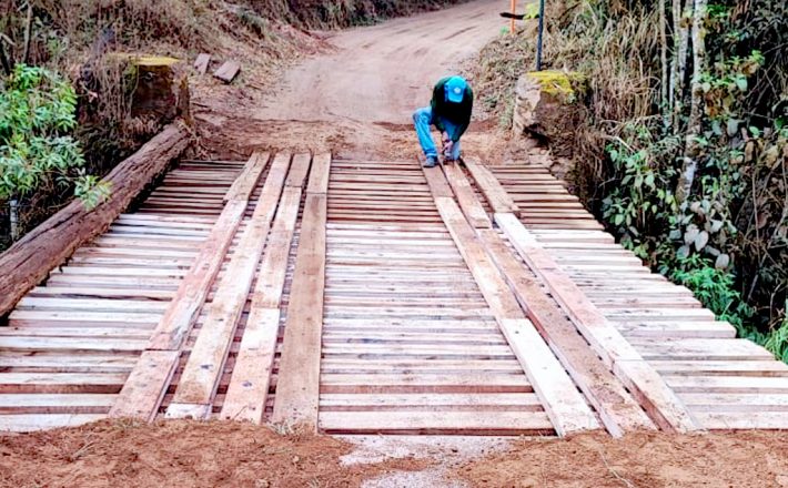 Prefeitura de Araxá reforma ponte de acesso à Argenita