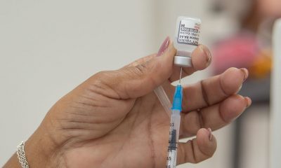 Aplicação da vacina bivalente contempla público maior de 18 anos nesta quinta (11) em Araxá