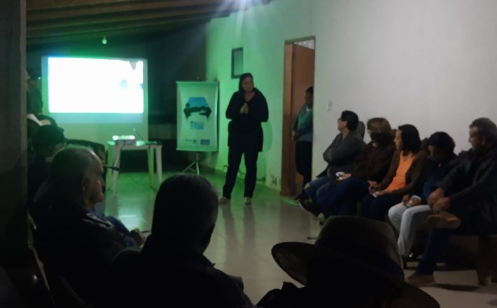 Copasa promove atividades com moradores do Morro da Mesa, em Araxá 