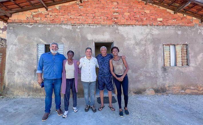 Prefeitura de Araxá entrega os 10 primeiros imóveis contemplados pelo projeto Belo Banho
