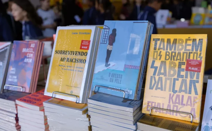 11º Fliaraxá anuncia livros e autores brasileiros mais vendidos
