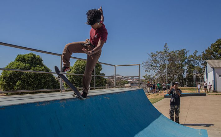 Em parceria com a Prefeitura de Araxá, 26º Campeonato Radical Street reúne 800 pessoas na Praça da Juventude