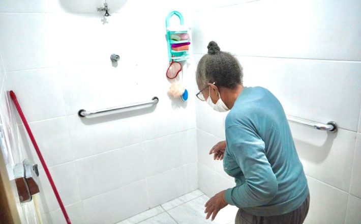 Prefeitura de Araxá já concluiu a reforma de 35 banheiros pelo projeto Belo Banho