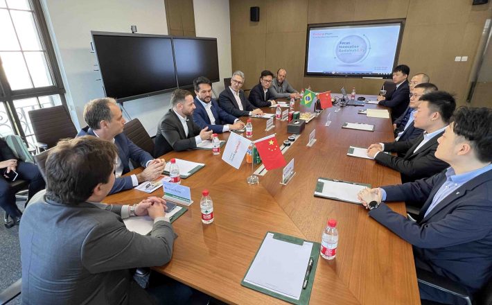 Governo de Minas apresenta o Vale do Lítio para empresa líder mundial na cadeia do mineral, em Xangai, na China