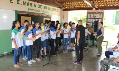 Projeto Encantos é concluído com apresentações musicais em escolas de Araxá