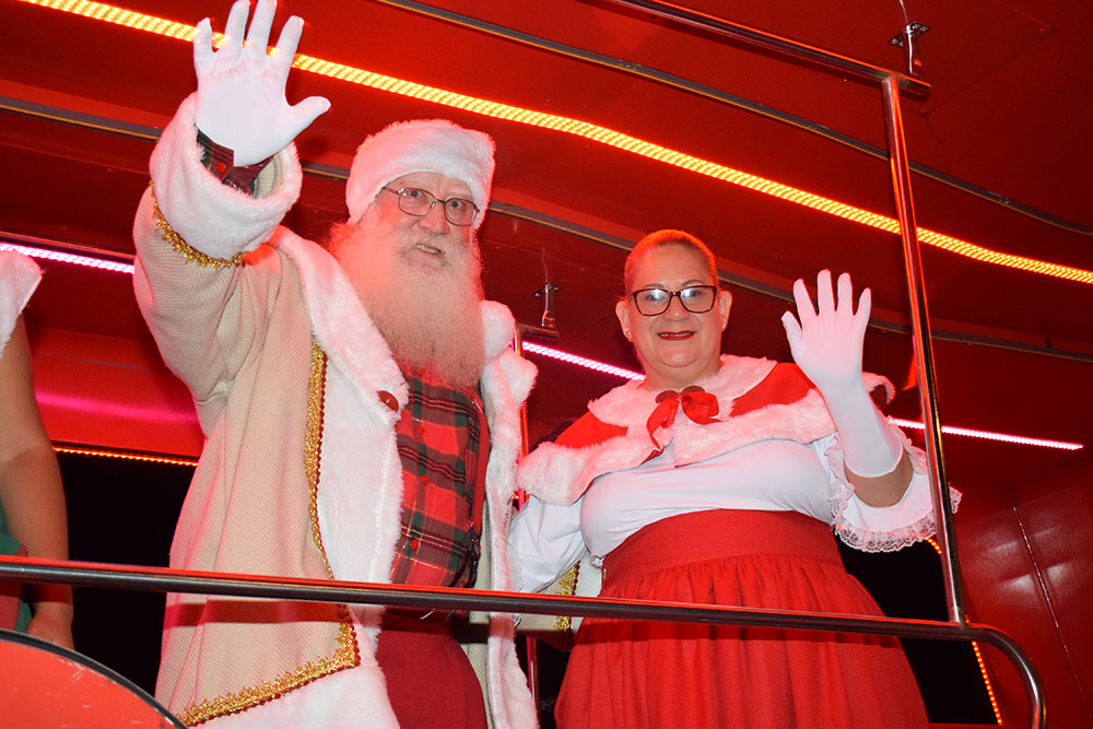 De ‘Carreta da Alegria’, Papai Noel chega nesta sexta (8) a Araxá