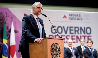 Governo de Minas empossa 431 novos auditores fiscais da Receita Estadual