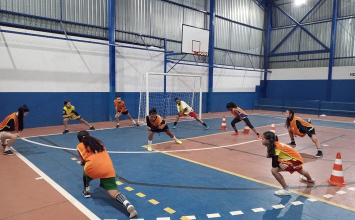 Secretaria de Esportes abre inscrições para turmas de futsal feminino