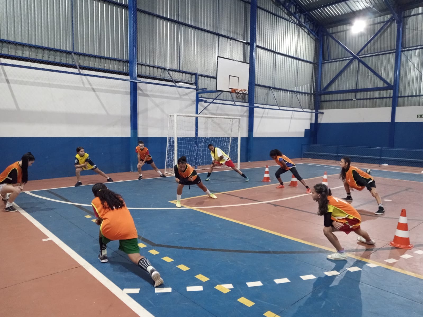 Secretaria de Esportes abre inscrições para turmas de futsal feminino