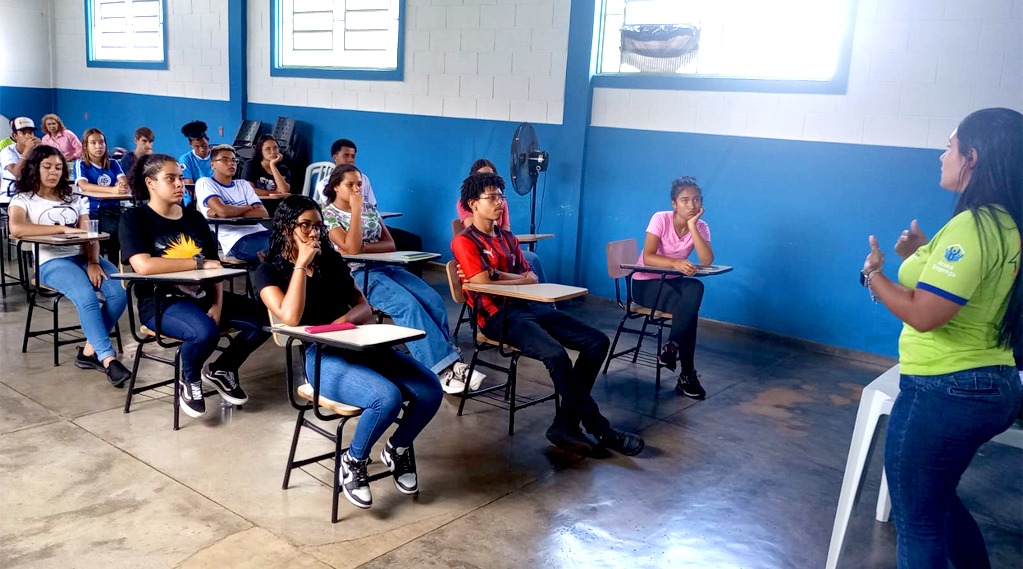 Parceria oferece curso para o acesso de jovens ao mercado de trabalho