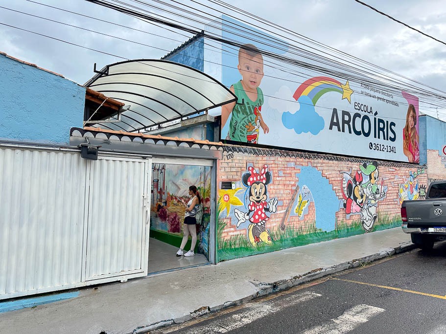 Prefeitura de Araxá firma convênio com a Escola Arco íris para ampliação vagas na Educação Infantil